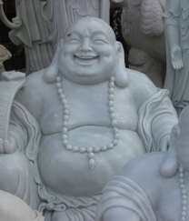 Tượng Phật Di Lặc cầm ngọc như ý