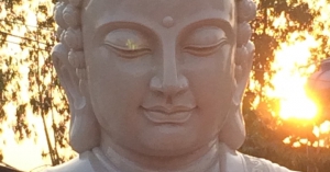 Ý Nghĩa về tượng Phật Bổn Sư Thích Ca