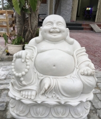 Phật Di Lặc Ngồi Trên Đài Sen