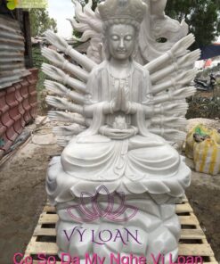 Alternative view of Tượng Đức Quan Âm Thiên Thủ Thiên Nhãn