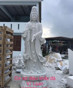 Tượng đá Phật Mẫu Quan Âm