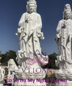 Tượng Phật bà đá cẩm