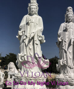 Alternative view of Tượng Phật bà đá cẩm