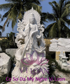 Alternative view of tượng quan âm đá cẩm