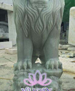Tượng sư tử đá cẩm thạch