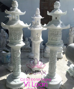 Alternative view of Cột đèn trang trí bằng đá cẩm