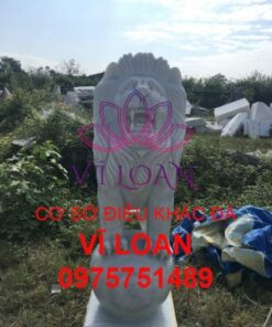 Tượng sư tử oai phong